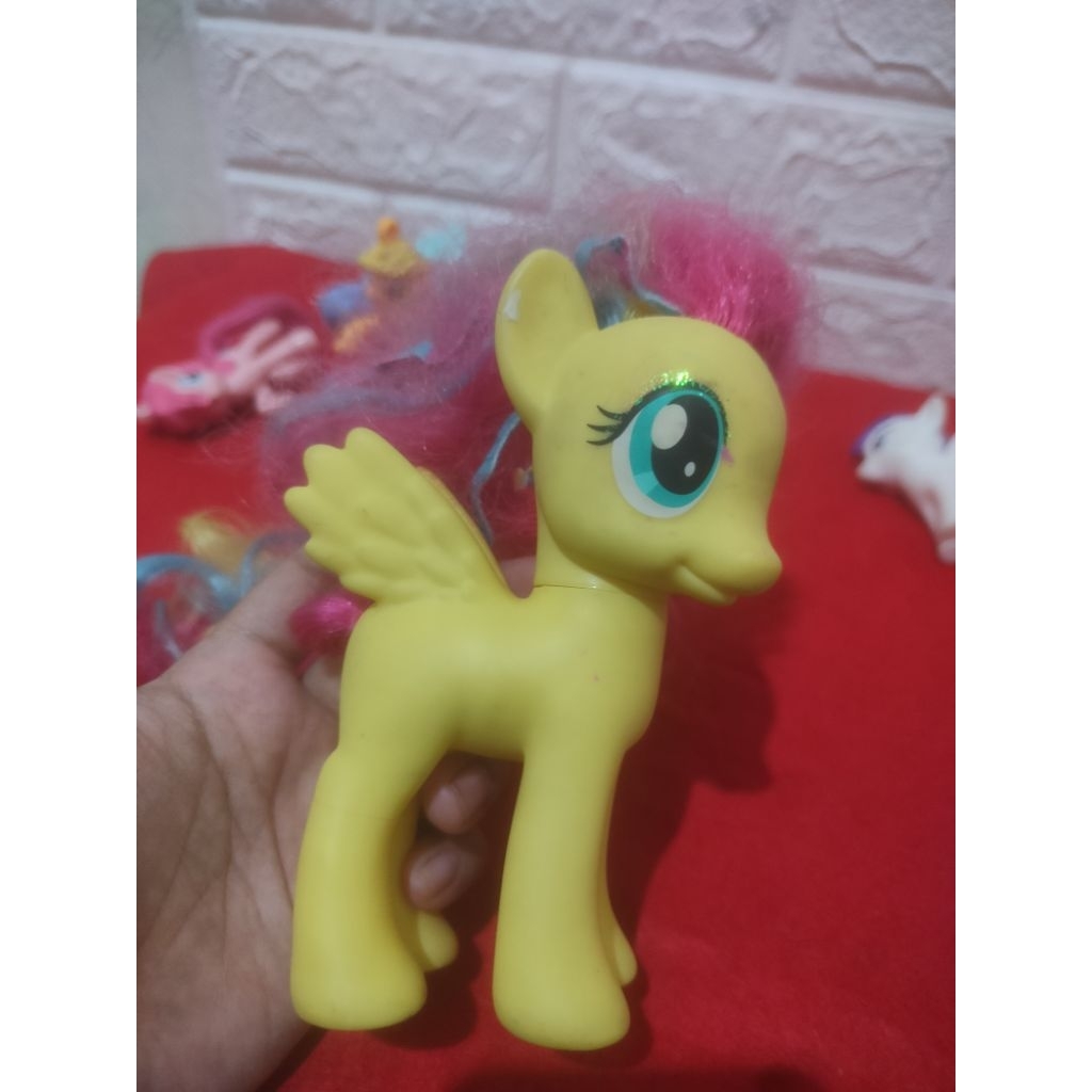 My Little Pony Figurine Fluttershy dll Preloved