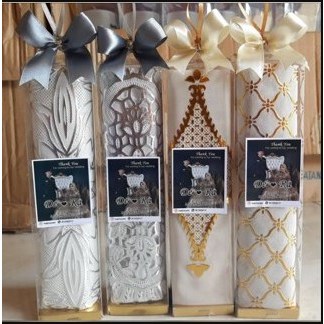 

Mika Kotak Souvenir Uk 6x6x19 ( MIKA SAJA )