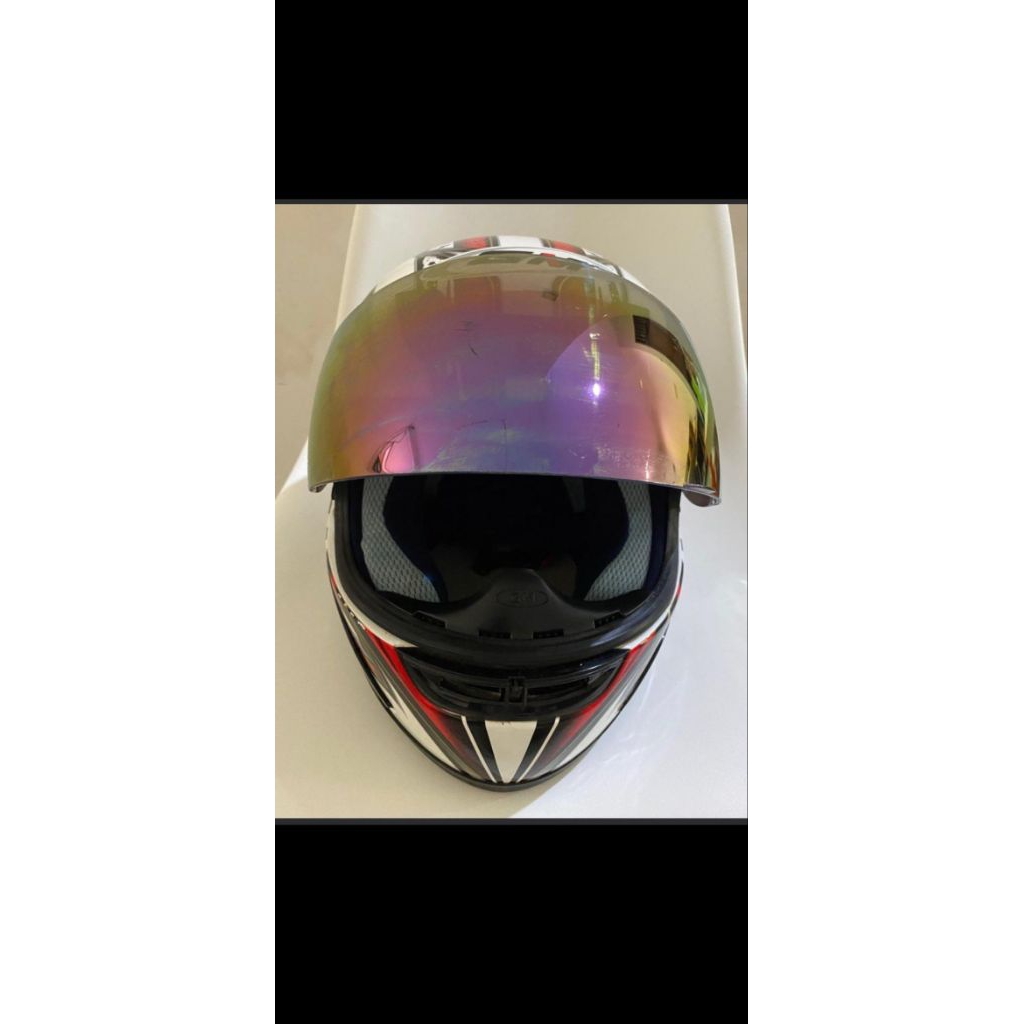 Helm brand GM