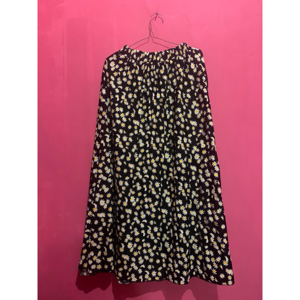 Rok plisket bunga motif kuning