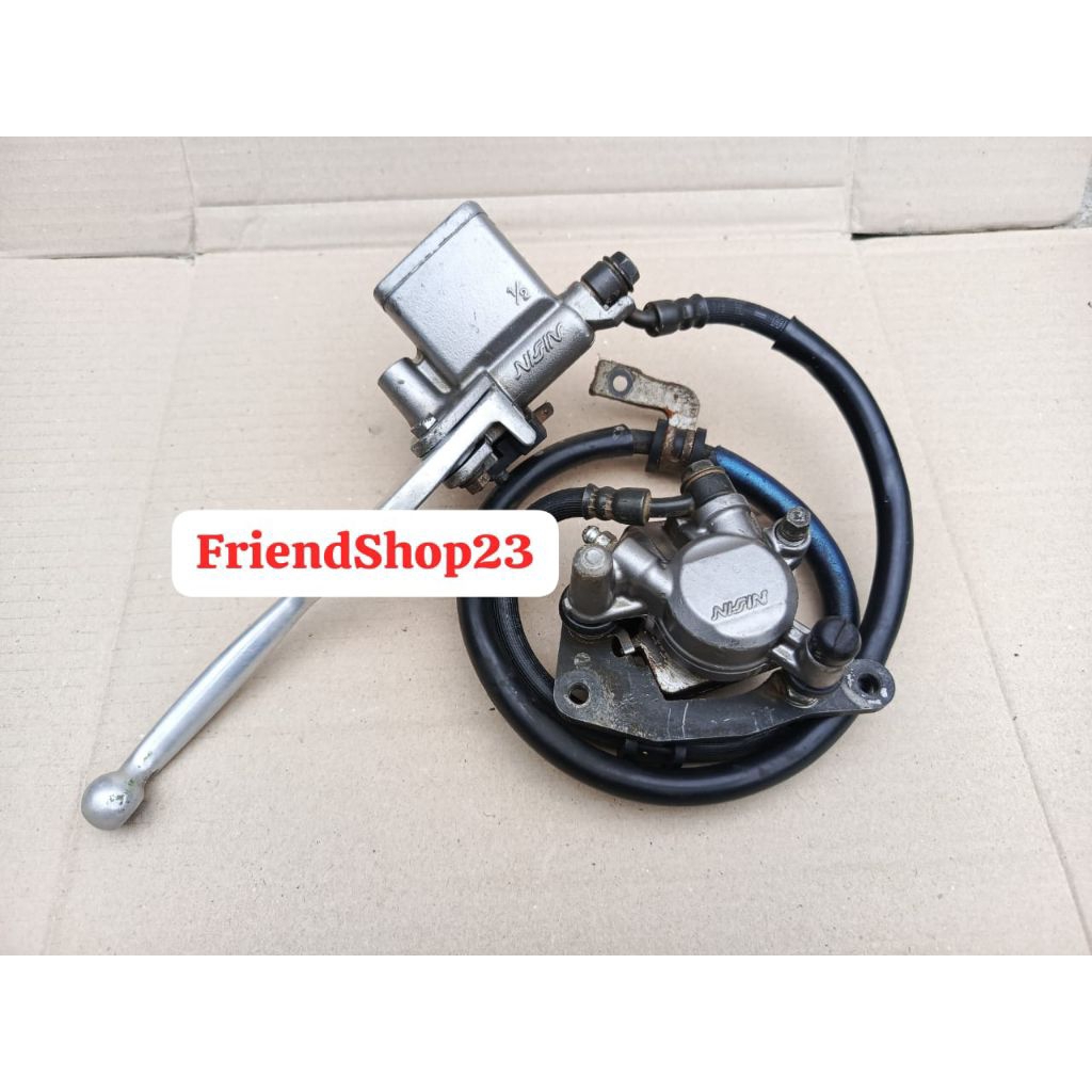 Master Kaliper Pala Babi Rem Cakram Atas Bawah  Depan Honda Scoopy Karbu FI Silver abu abu Injeksi A