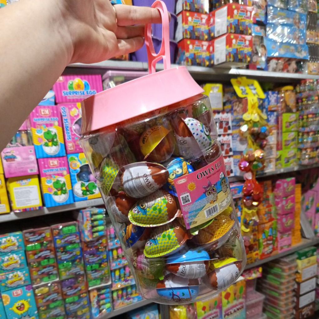 

DINOS EGG BISKUIT COLEK COKELAT 1 TOLPES ISI 60 PCS