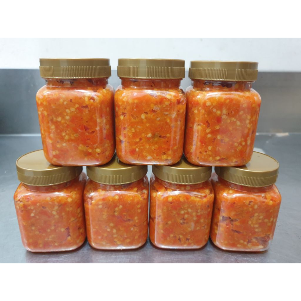 

SAMBAL BAWANG SK by Sedap Kuring 200gr