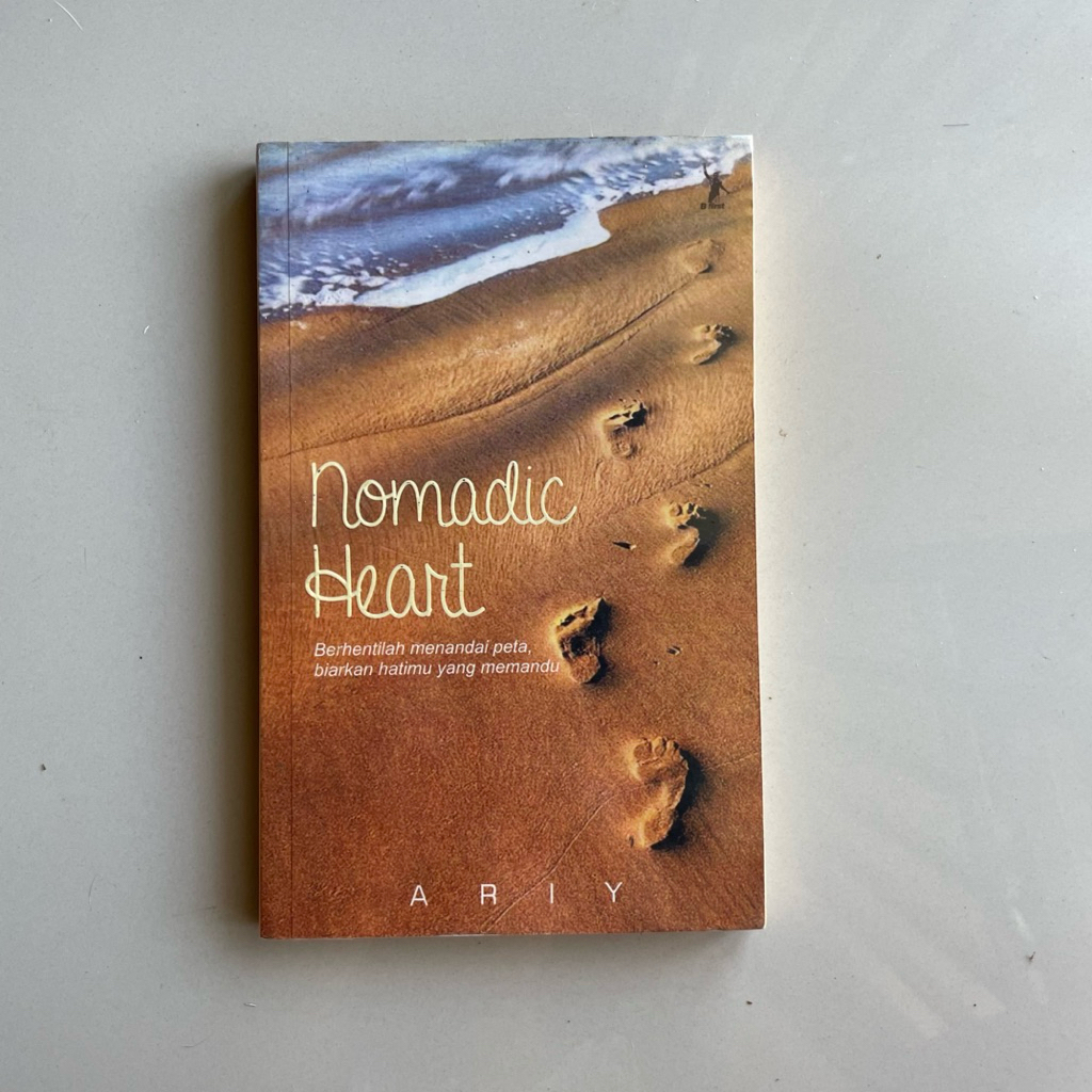 (Preloved) Travelogue - Nomadic Heart