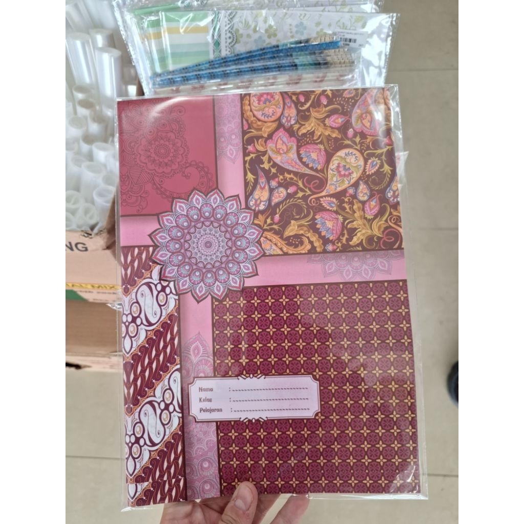 

sampul batik uk std dan bigboss