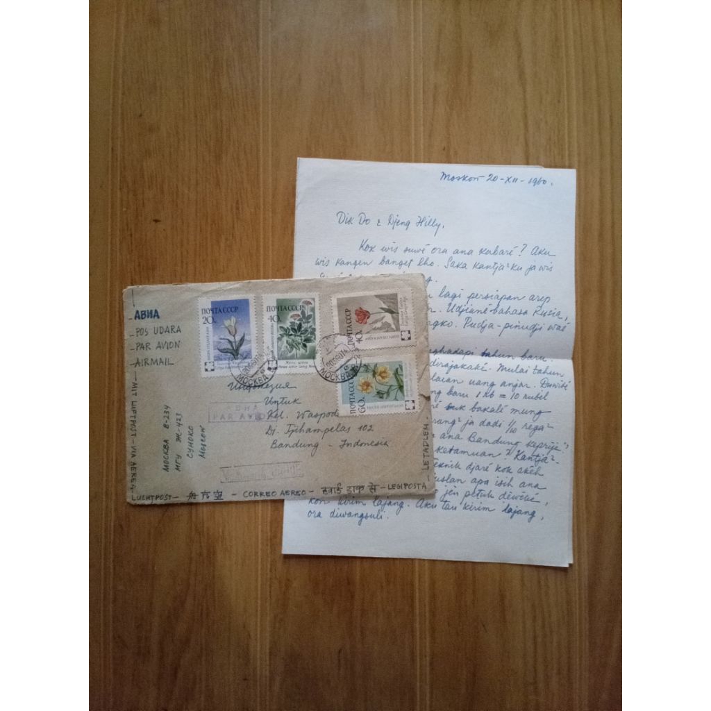 

vintage amplop & perangko dan isi surat ussr 1960