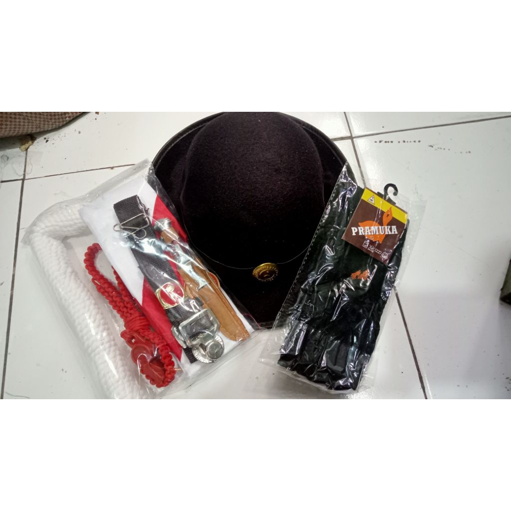 Perlengkapan Set Atribut Pramuka Lengkap SD Putra Putri