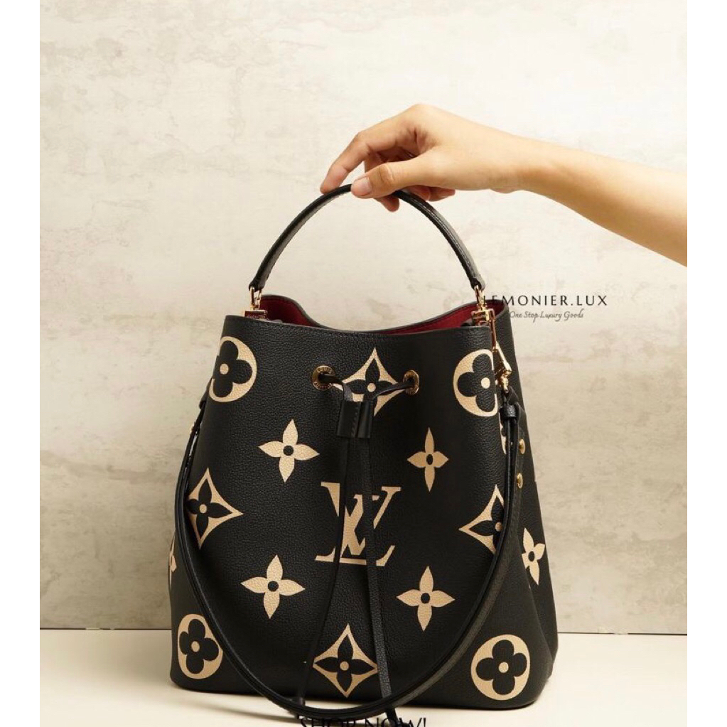 Tas wanita black beige