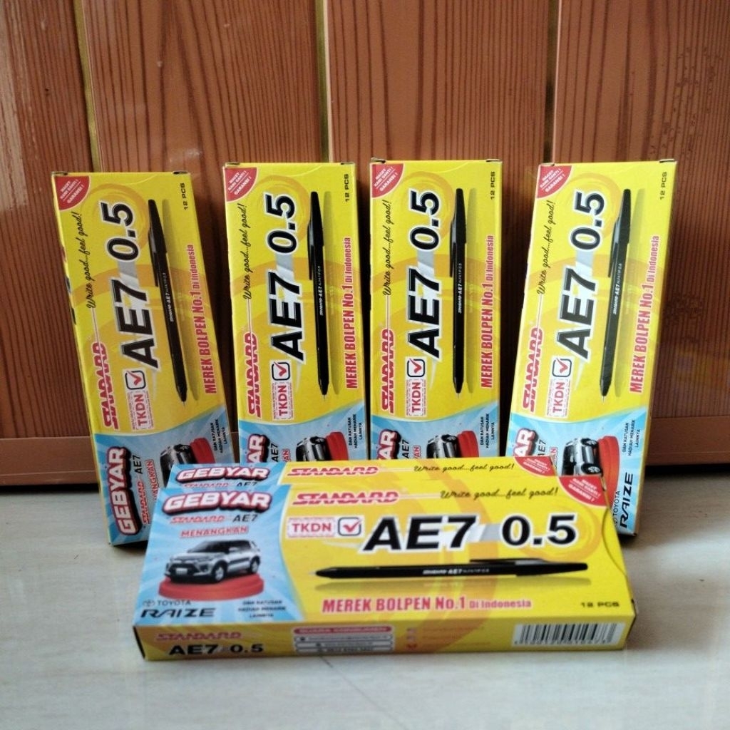 

Bolpoin Standard Hitam AE7 ALFA TIP 0,5 -- 12 Pcs