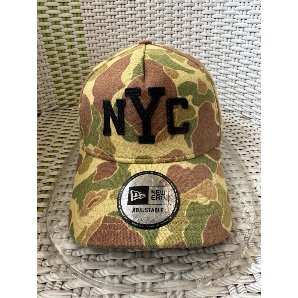 TRUCKER HAT CAMO NYC By NEW ERA