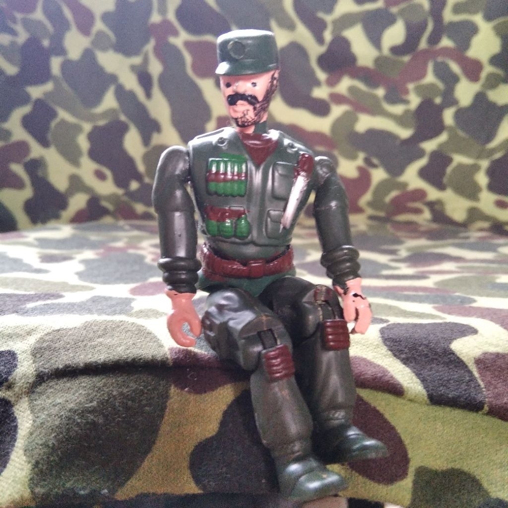 Figure Tentara Jadul Junk Figure Tentara Hijau Mirip Figure Film Predator Gi Joe Army Man Jadul Comb