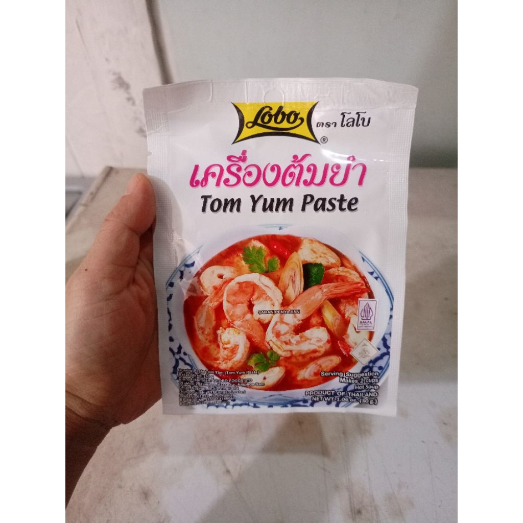 

Bumbu Tom yum paste merk Lobo