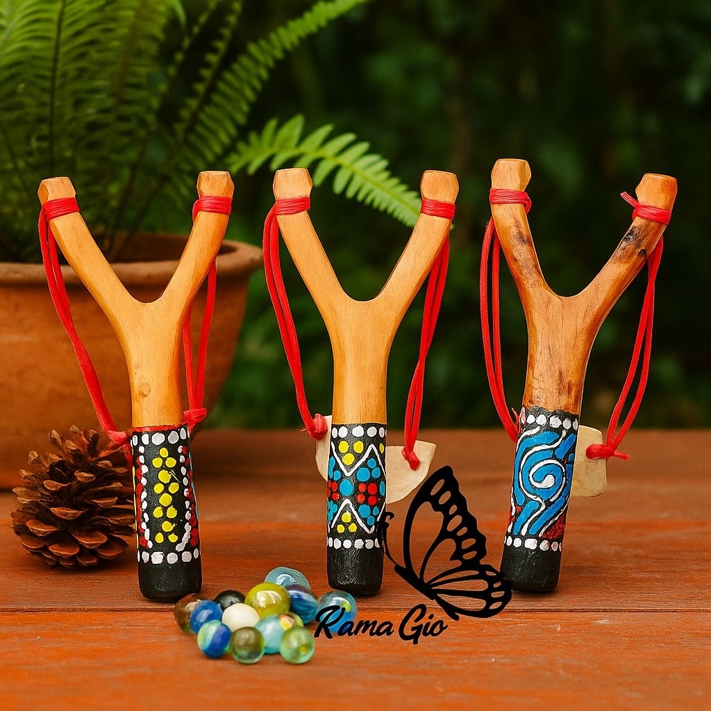 MAINAN TRADISIONAL KATAPEL KAYU MOTIF BATIK NATURAL