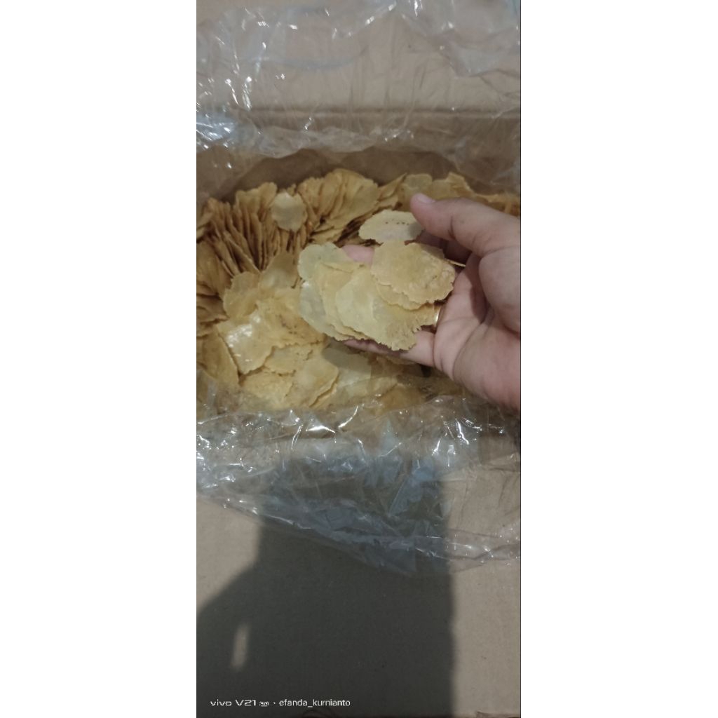 

Emping Belinjo Mentah 1kg