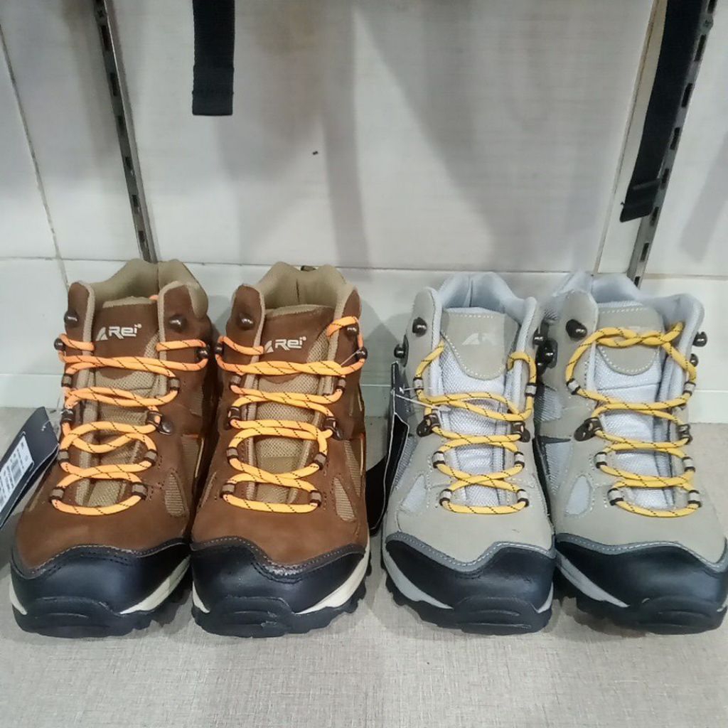 SEPATU AREI SMITHSONIA WOMEN SERIES SEPATU HIKING WANITA SEPATU GUNUNG