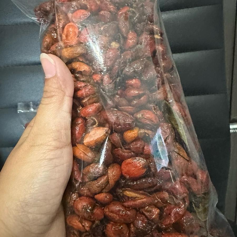 

Kripik Kulit Buah Melinjo Pedas Manis 250 Gram & 500 Gram Cemilan Keripik Enak Gurih