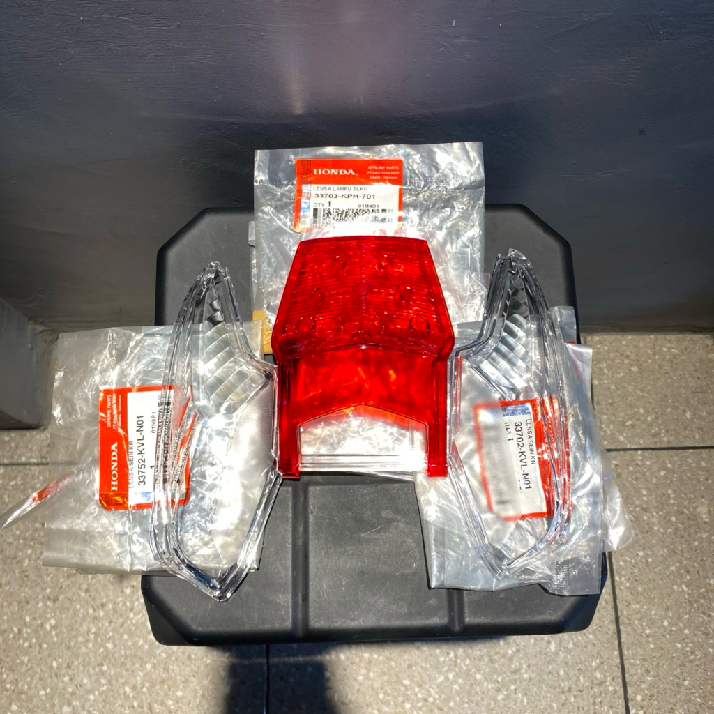 MIKA STOPLAMP SET HONDA SUPRA X125 ORIGINAL AHM 33703 KPH 701 33702-33752 KVL N01