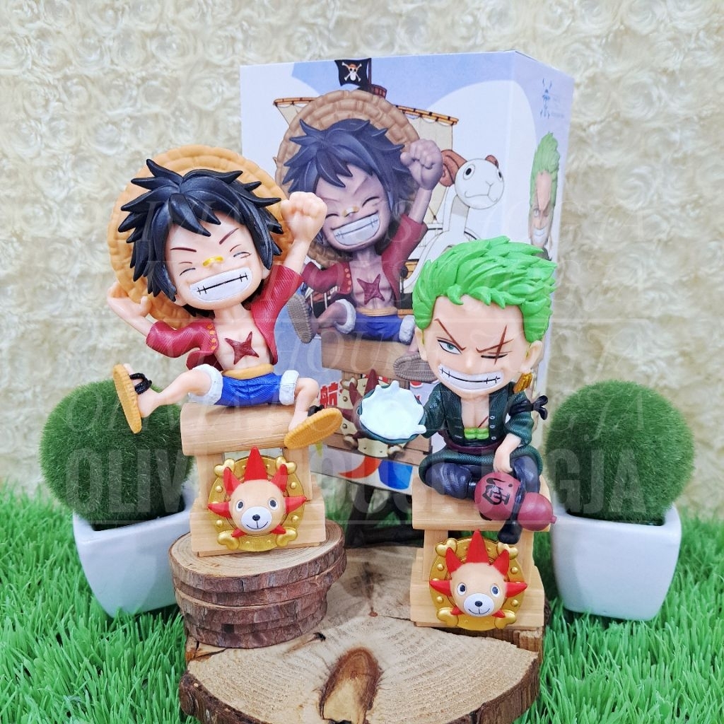 Action Figure One Piece Treasure Box WITH BOX Action Figure Luffy Zoro Box Cake Topper One Piece Luf