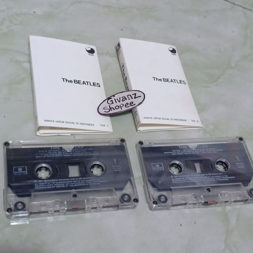 kaset pita THE BEATLES - White album