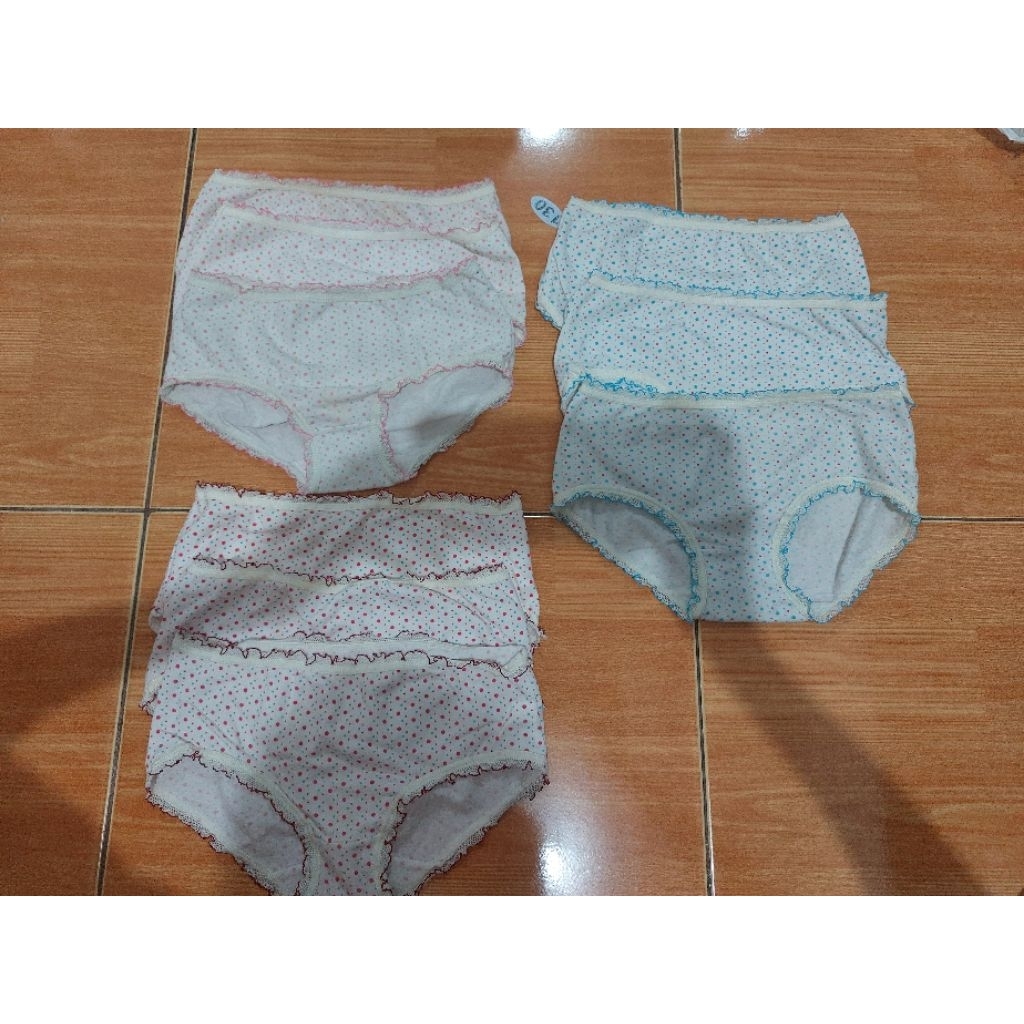 CD 9 pcs Baju preloved secondhand seken bekas