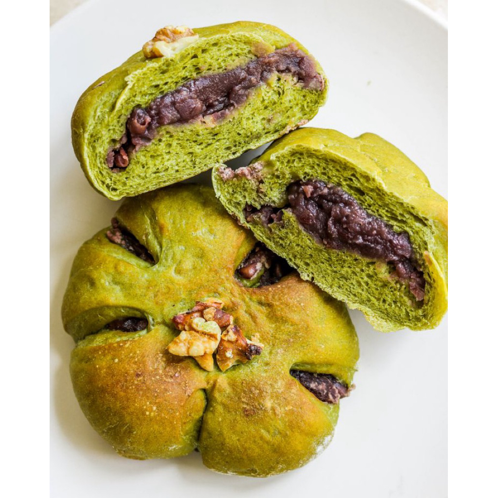 

roti matcha kacang merah 2pc/matcha artisan bread/japanese bread homemade