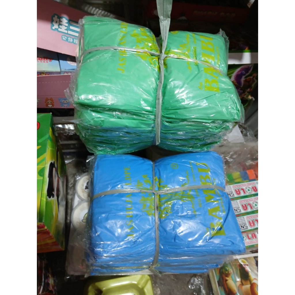 Mantol Hujan Plastik