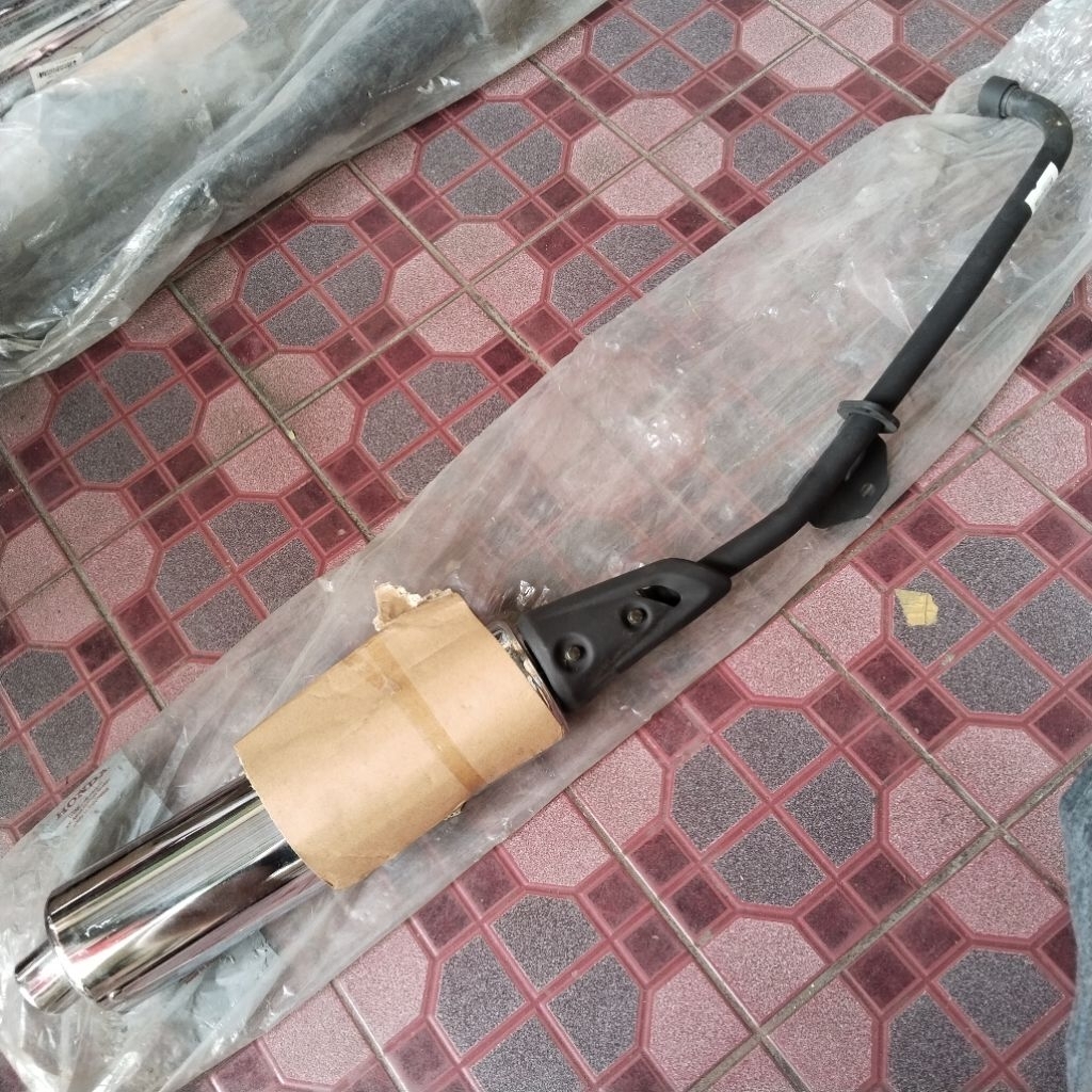 knalpot revo 100 old revo jangkrik revo lancip KVR original ahm