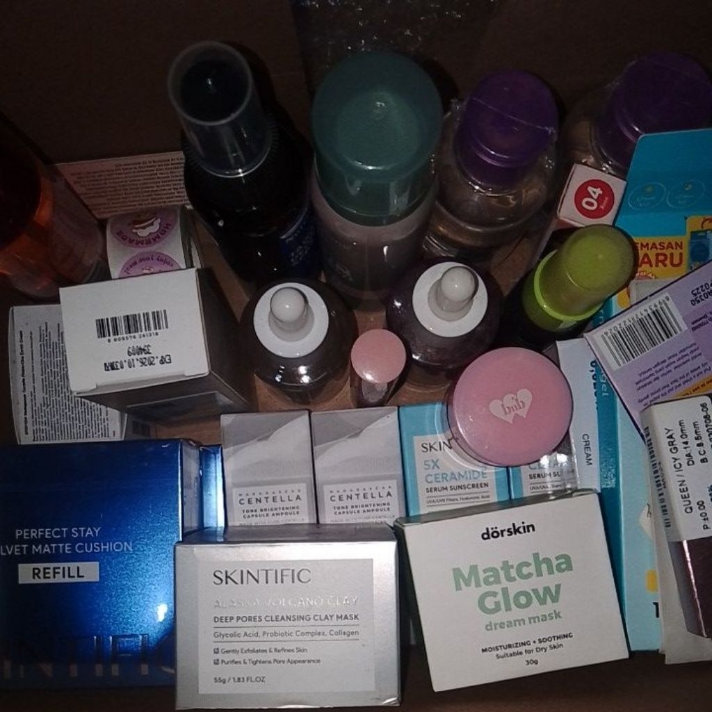 jar - botol - tempat kosong bekas skincare dan make up untuk live