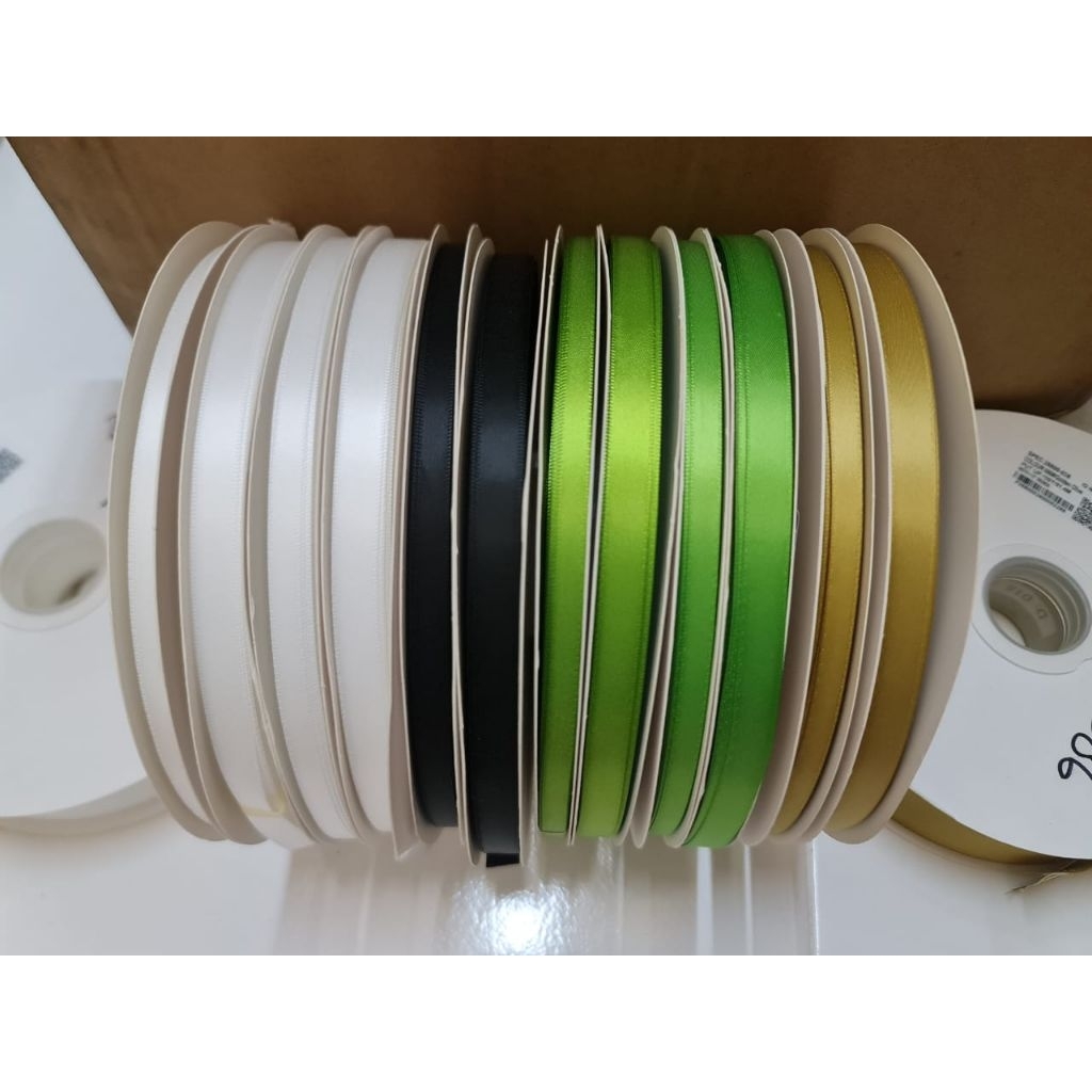 

100 Yard - Double Satin 2.5 cm