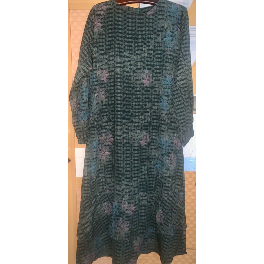 Preloved ZASKIA MECCA