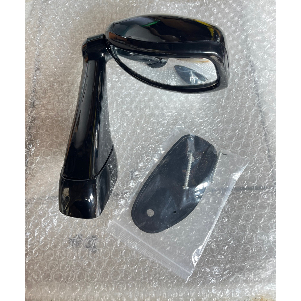 Spion Tanduk Kap Mesin Toyota Fortuner