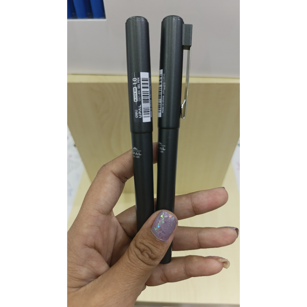 

DELI GEL Pen Pulpen Gel tinta hitam