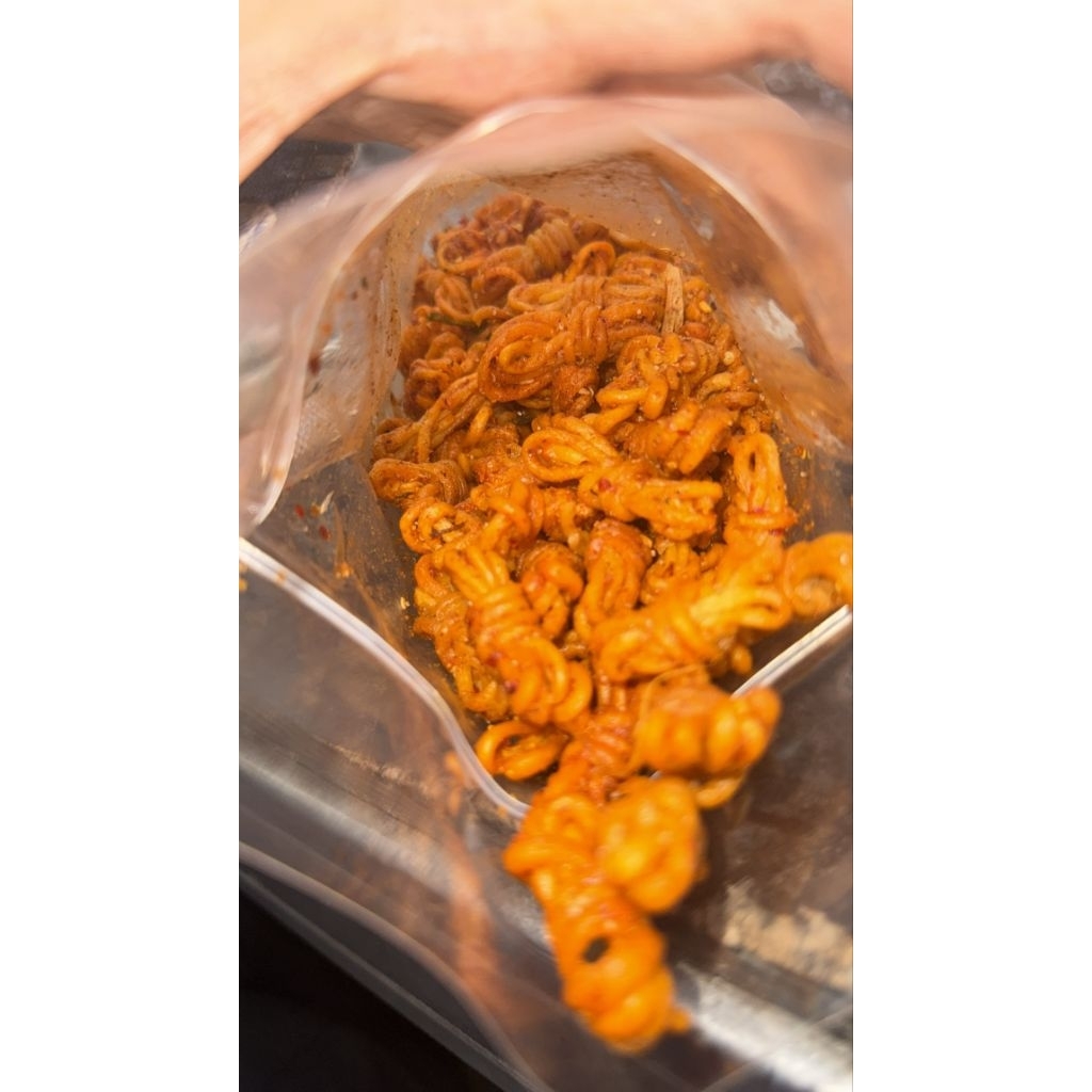 

[SIZE 100GRAM] MIE GULUNG PEDAS ASIN DAUN JERUK PREMIUM ASLI BANGKA