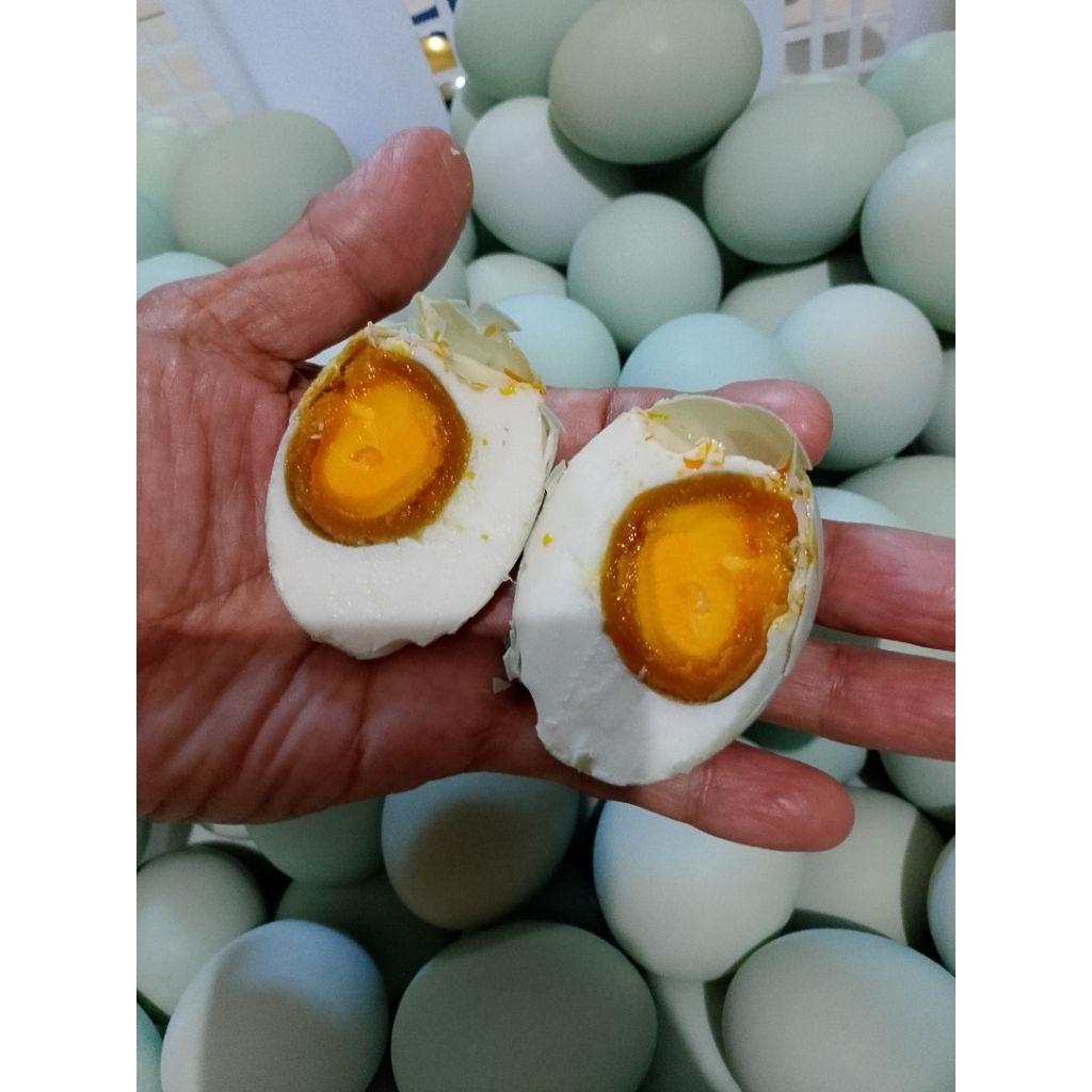 

Bade Telor Asin Matang 65-70gr min. pembelian 10pcs