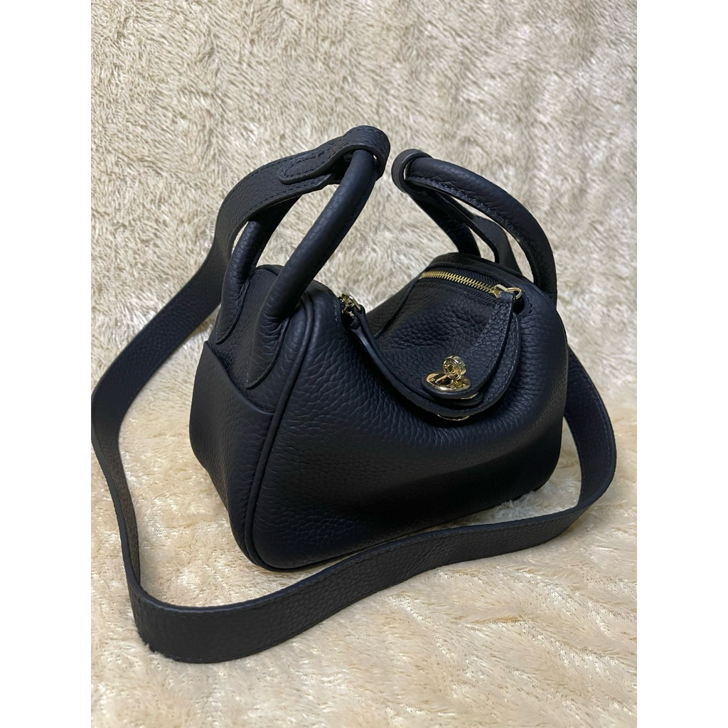 Tas lindoy mini kremes sling bag riri