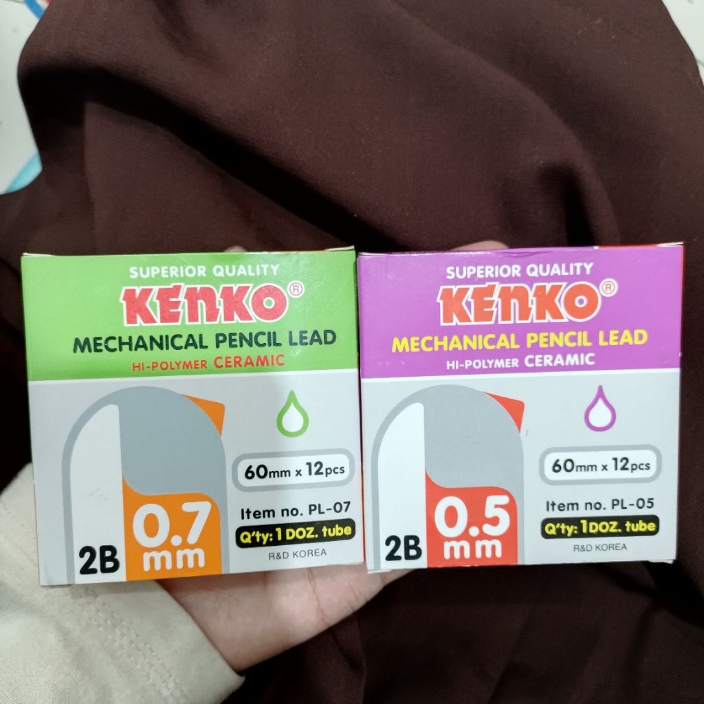 

Isi Pensil Mekanik Kenko 0.5 0.7 2B