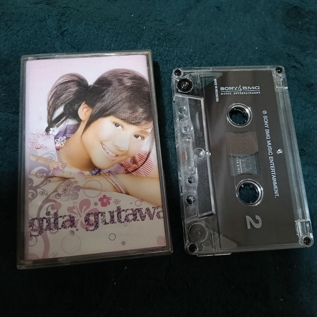 KASET PITA GITA GUTAWA - GITA GUTAWA