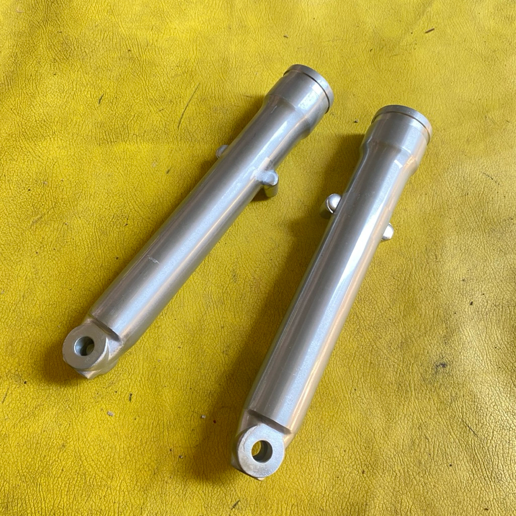 bottom tabung shockbreaker depan honda CB100 s110 benly s90 NOS