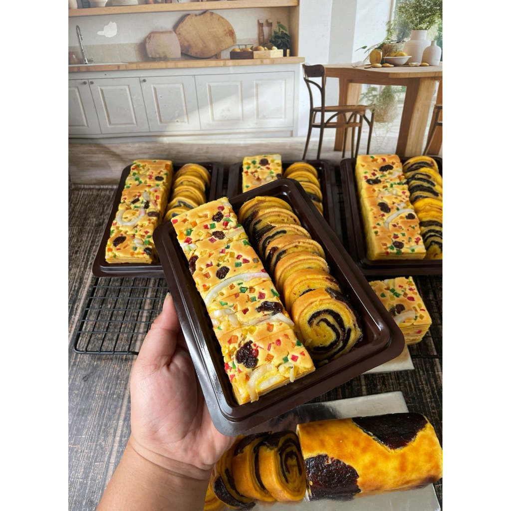 

Paket lapis modern gluten free (lapis legit kelapa + roll premium prunes)