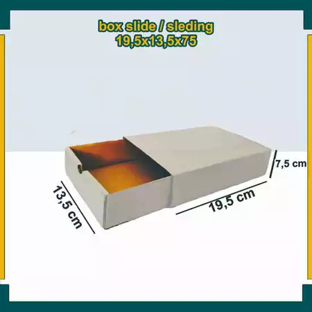 

(10pcs) Sleding Box Kemasan Hampers Kado Hadiah Souvenir KOtak Size 19x13x7cm Motif Putih Polos