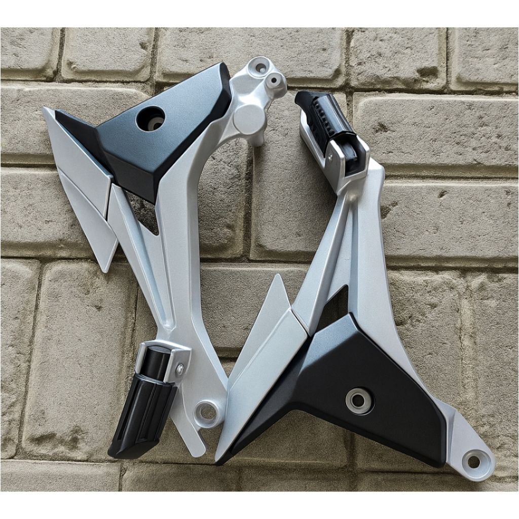 FOOTSTEP BOSTEP POSTEP PIJAKAN KAKI BELAKANG HONDA SUPRA X 125 NEW FI 2014, SUPRA X 125 NEW INJEKSI