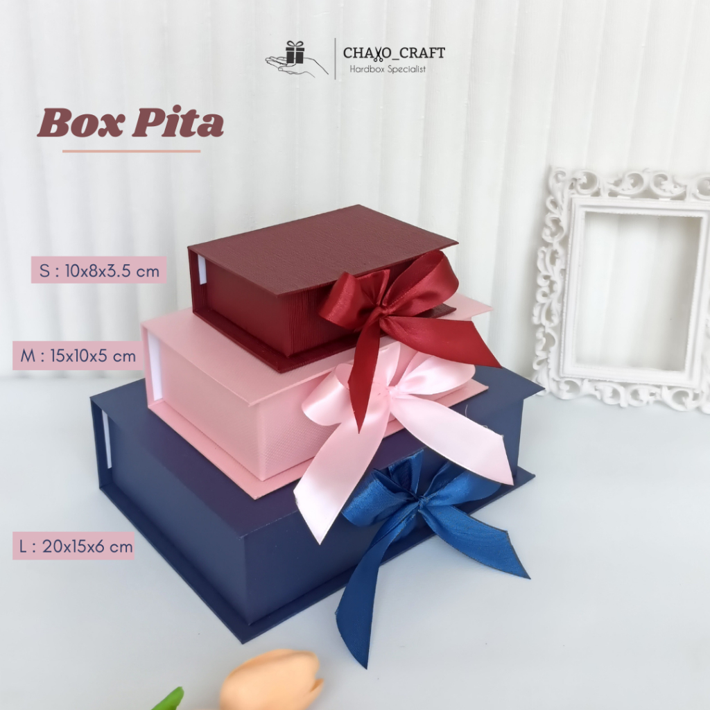 

Box Hampers / Kotak Kado / Gift Box Pita