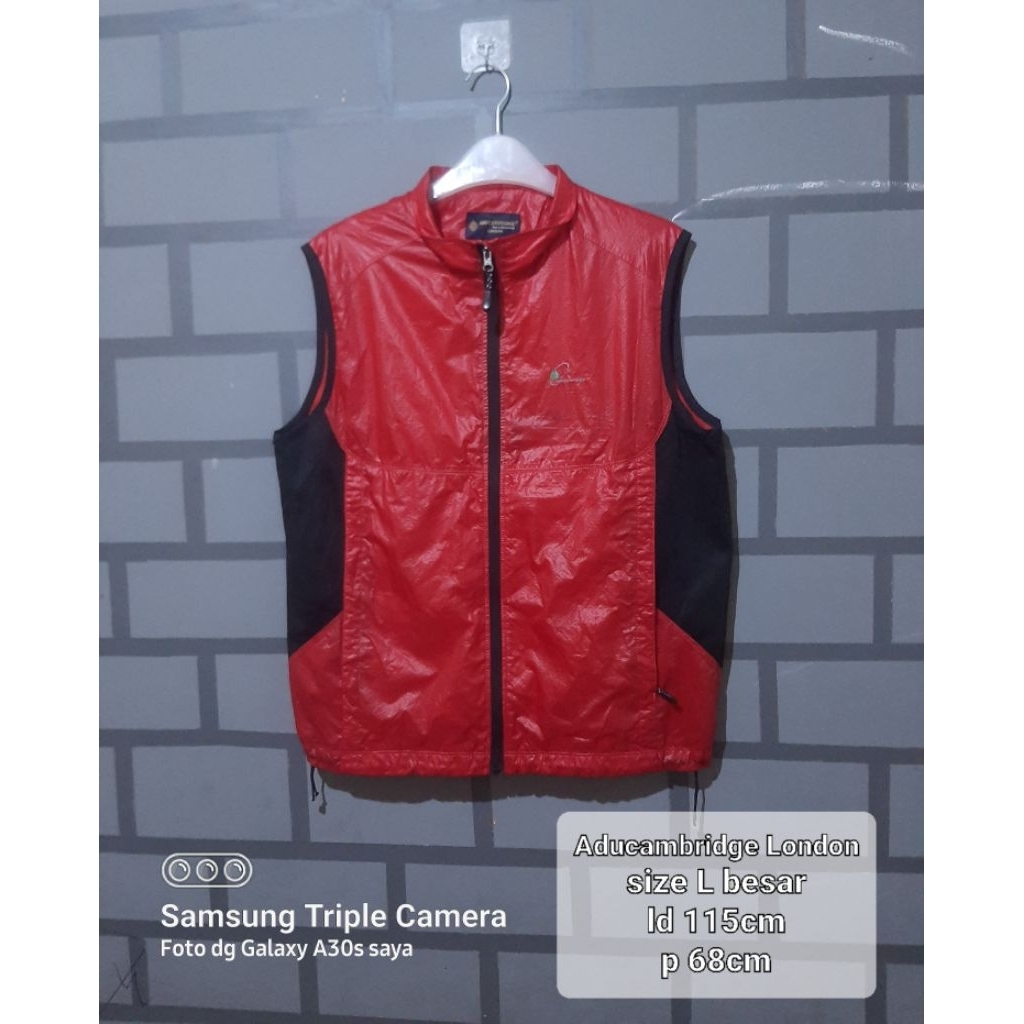 Rompi / vest outdoor by adu cambridge london