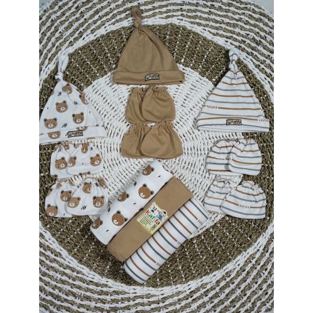 Paket Topi Set dan Bedong Bayi Newborn