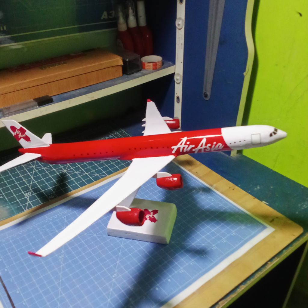 Airasia pesawat Airbus A340-300