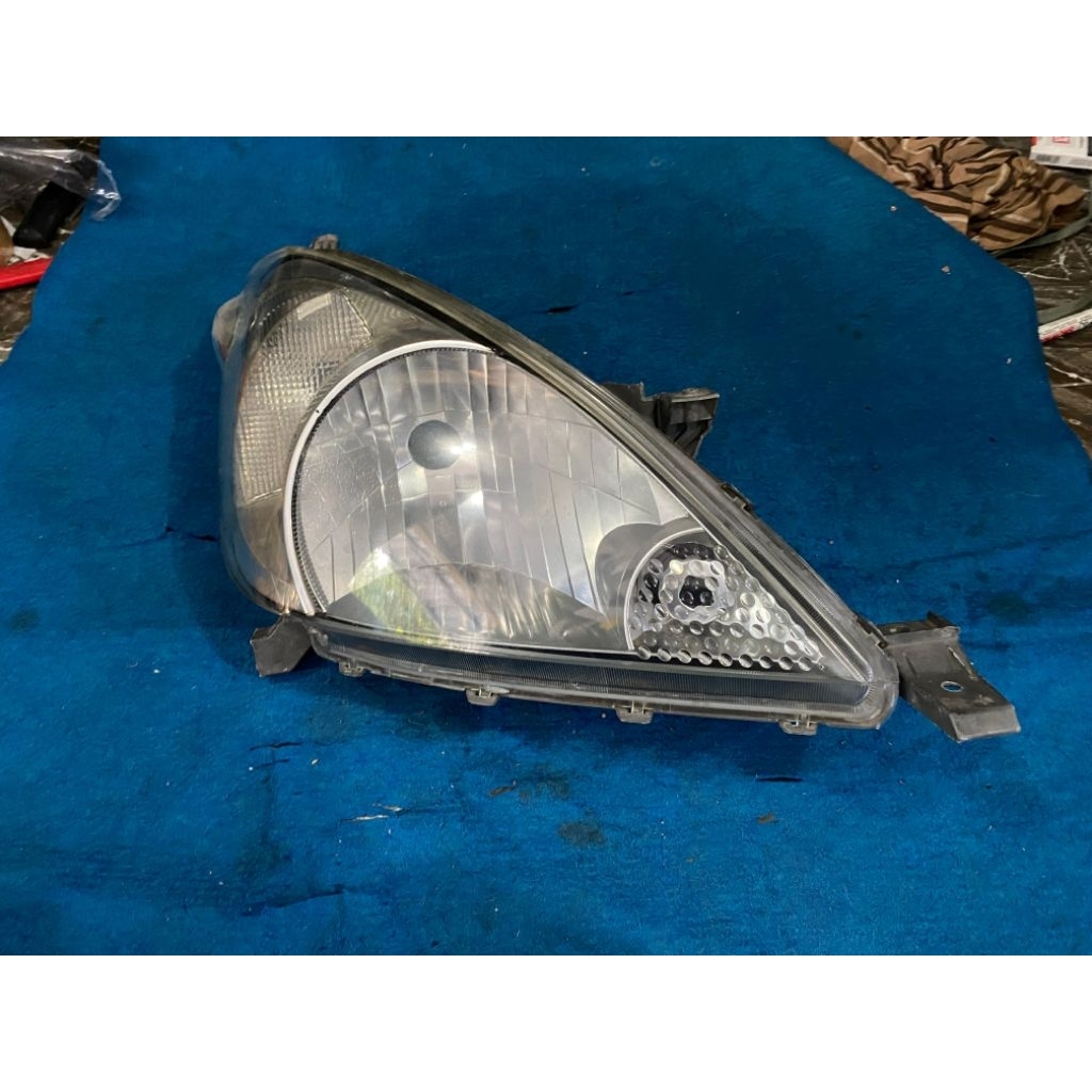 Headlamp reflektor mika lampu depan kanan Innova lama 2004 2011 original