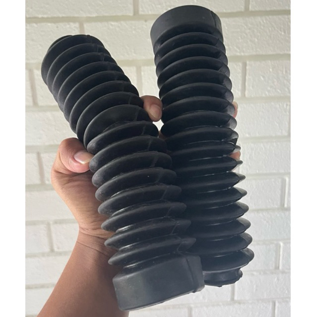 Cover shock depan Beat Street semi trail