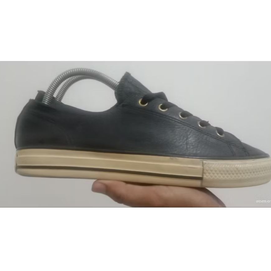 sepatu second Converse