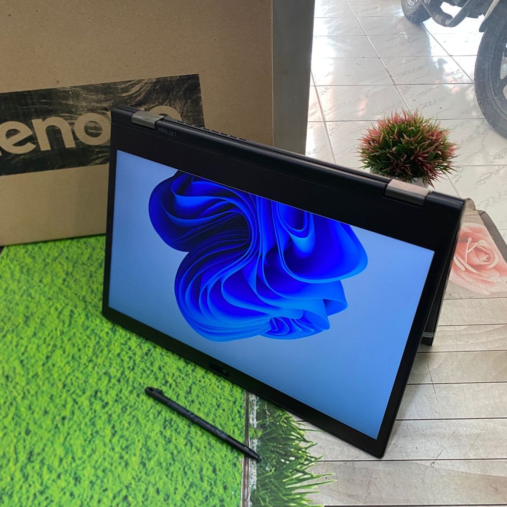 Lenovo Thinkpad L13 Yoga Core I5-1145G7 8GB 256GB 13,3" Touchscreen