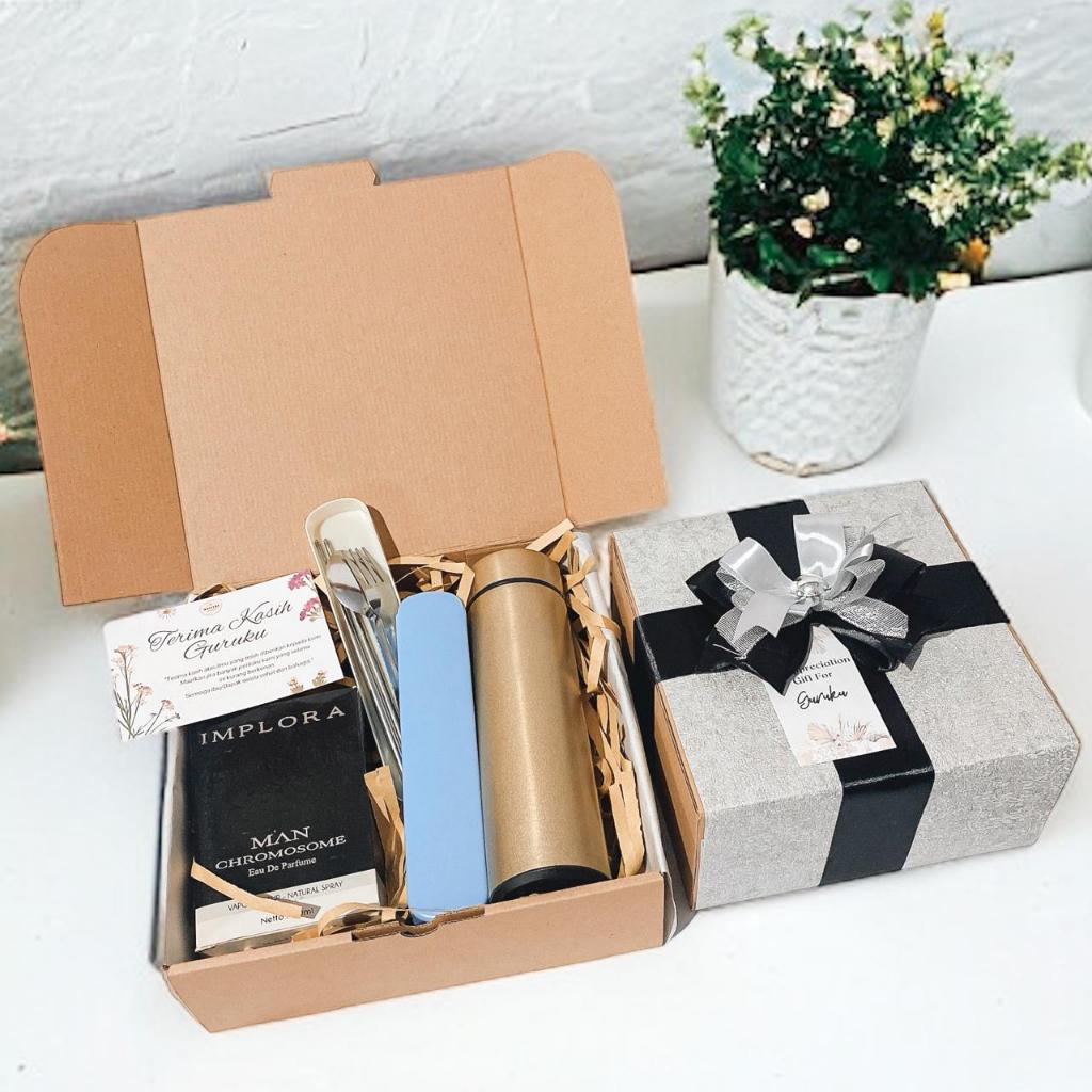 HADIAH DOSEN / HAMPERS DOSEN / HAMPERS UNTUK DOSEN / HAMPERS GURU / HADIAH GURU BY HAMPERS MAKASSAR